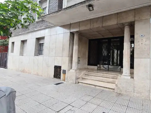 VENTA DEPTO 2 AMB PB AL FRENTE PATIO APTO/PROF