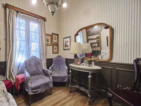 CASA CON PATiO Y TERRAZA EN VENTA BELGRANO