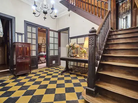 CASA CON PATiO Y TERRAZA EN VENTA BELGRANO