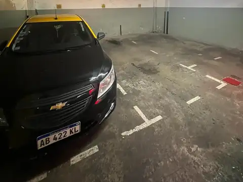 Cochera en Venta Cubierta