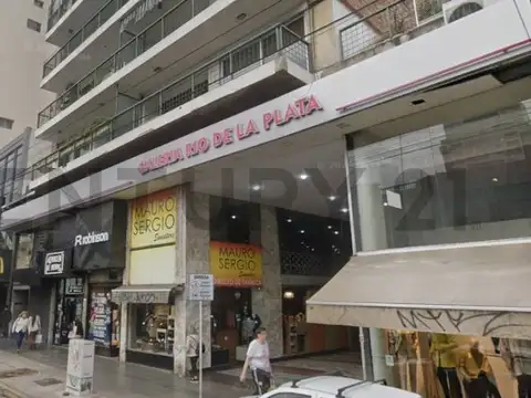 Avenida Cabildo 2200, Piso 0