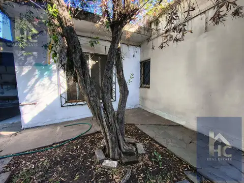 Depto Tipo Casa en Venta con 1 cocheras