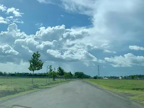 Terreno en Venta 30  mts Fondo