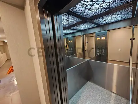 Hermoso departamento de dos dormitorios en el corazón de barrio General Paz - 25 de Mayo y Viamonte.