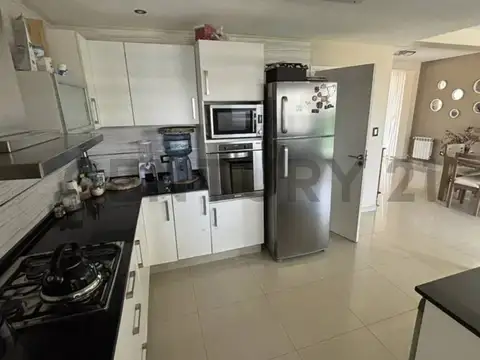 Casa en Venta en Las Heras, USD 260.000