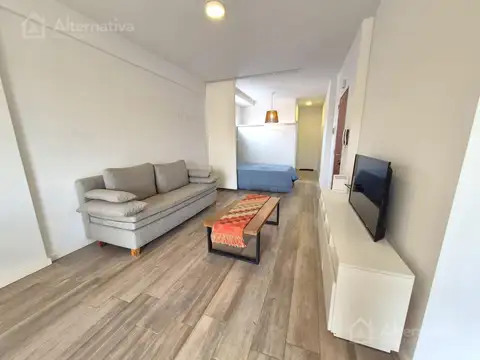 Av. Alvarez Jonte al 3000 entre Helguera y Argerich