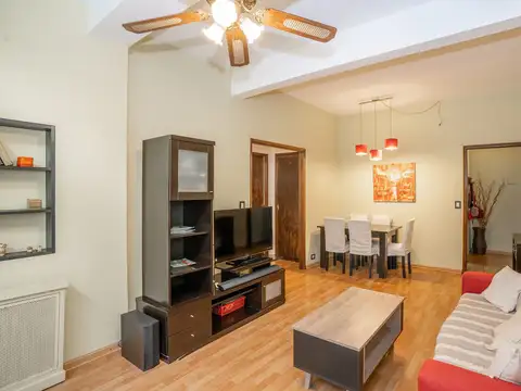 VENTA DEPARTAMENTO 3 AMBIENTES CABALLITO CON PATIO