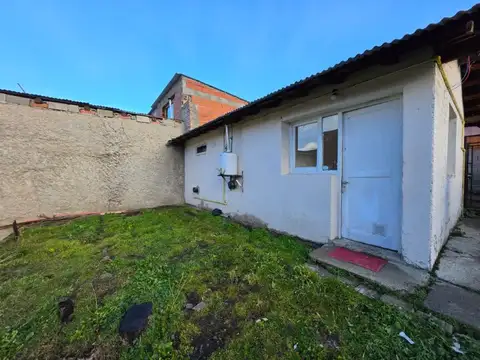 CASA DE 1 DORMITORIO EN Bº ESTACIÓN ESQUEL