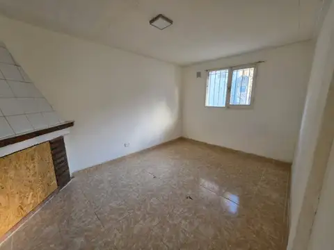 CASA DE 1 DORMITORIO EN Bº ESTACIÓN ESQUEL
