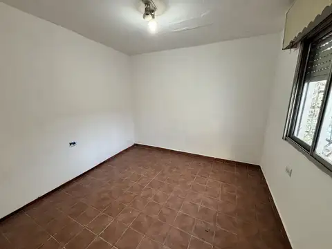 Casa en PH 2 dormitorios con amplio parque