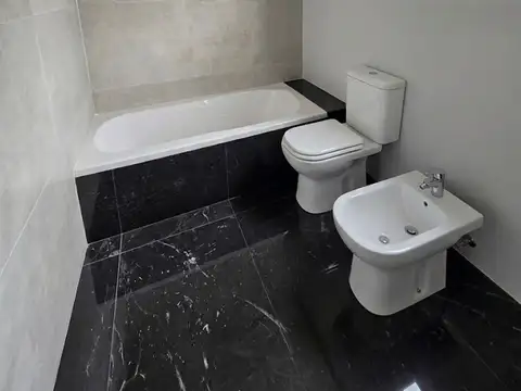 Departamento 4 ambientes con 2 baños