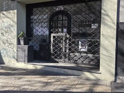 HIPOLITO YRIGOYEN 2500