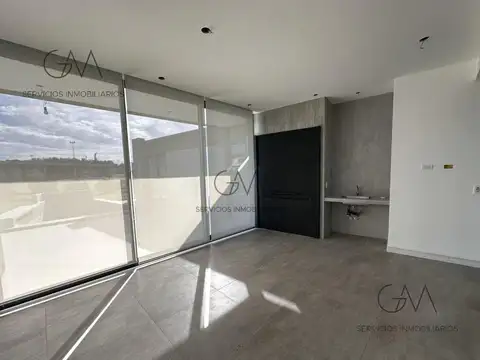 Casa en alquiler Barrio Rumenco Joven