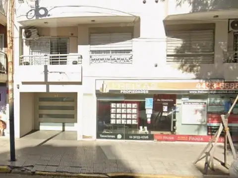 Local   Oficina (2 amb Amueblado) y con cochera fija - Caballito