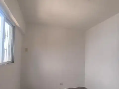 DEPARTAMENTO DE 1 DORMITORIO B° MIGUEL LANÚS PB