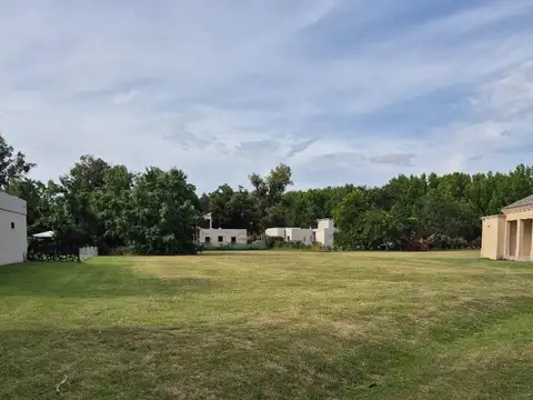 Terreno en Venta en El Nacional Club De Campo, USD 25.000