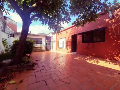 quintana 900, Piso 0