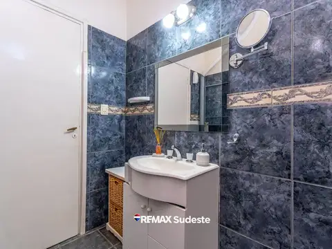 Casa en Alquiler con 1 cochera