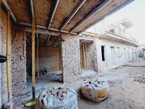 Casa en venta de Pasillo 3 Dormitorio en Rosario - en barrio Abasto.