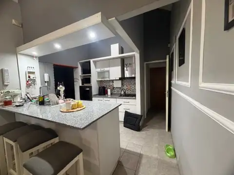 Venta casa 3 dormi con patio y cochera B. Smata