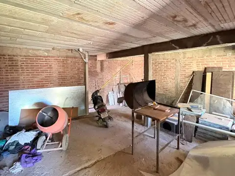 Casa 4 ambientes con 1 baño