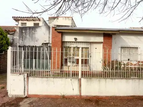 Casa en Venta en Longchamps, USD 59.000
