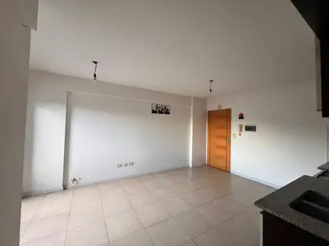 DEPARTAMENTO DOS AMBIENTES EN ALQUILER MORON CASTELAR