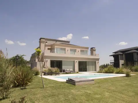 Casa en Carlos Spegazzini