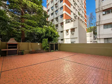 Departamento Venta 5 Ambientes con patio en Colegiales