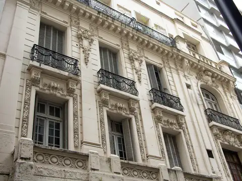 VENTA| DEPARTAMENTO 6 AMBIENTES | ESTILO FRANCÉS | MICROCENTRO