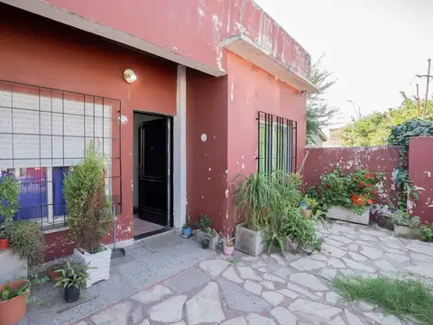Venta de Casa Multifamiliar en Ituzaingó
