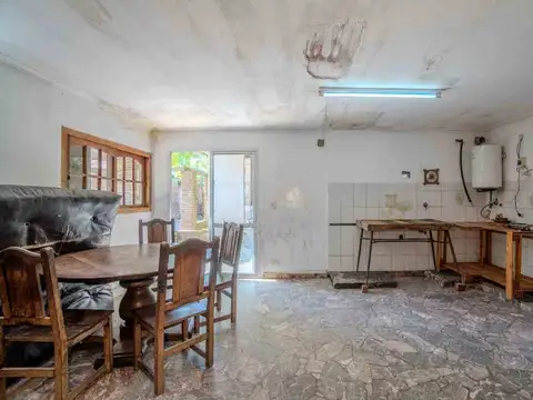 Casa 3 ambientes con 1 baño