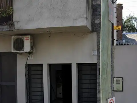 VENTA MONOAMBIENTE APTO PROFESIONAL BERNAL CENTRO