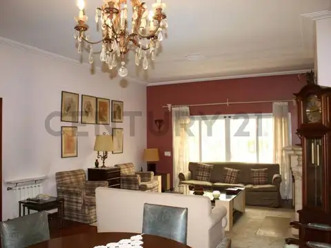 Casa en venta de 7 AMBIENTES en Florida, Vicente López