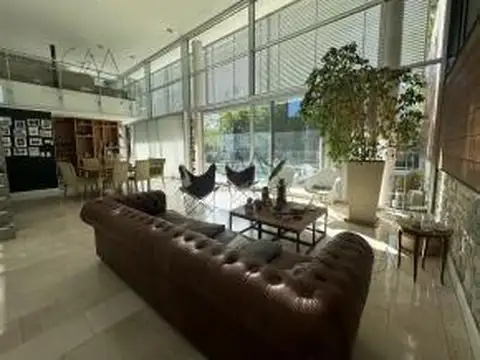 Casa 5 ambientes con 4 baños