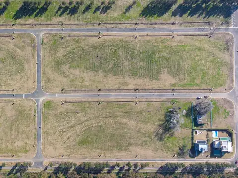 Terreno en Venta 20  mts Frente