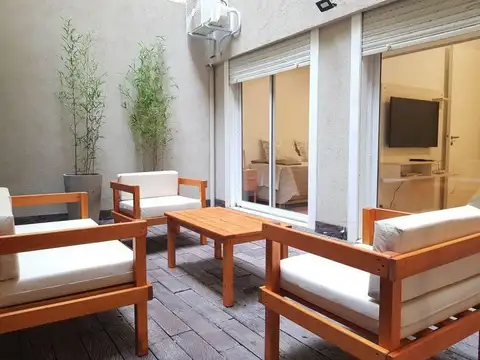 3 amb. en gran ubicacion con Patio