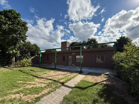 VENTA CASA 2 DORMITORIOS VILLA ALLENDE PARQUE