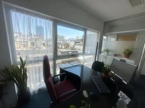 Tucuman 1400 Excelente Oficina 151m2, 2 Baños Privados, Piso alto, Tribunales Oportunidad