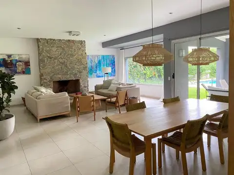CASA SANTA BARBARA ALQUILER ANUAL (UN AÑO)