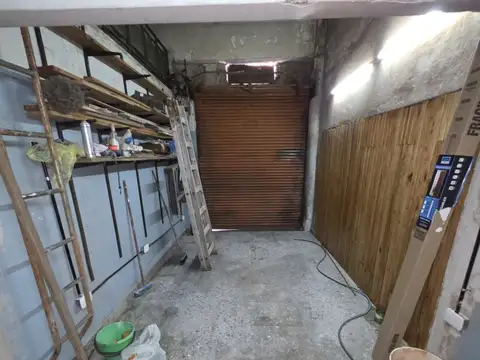 Local en Alquiler en Valentín Alsina, $ 350.000