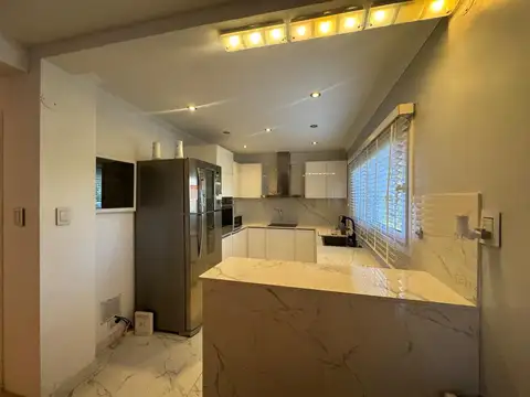 Casa 5 ambientes con 5 baños