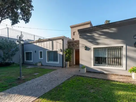 VENTA CASA 5 AMBIENTES PILETA PARQUE DON TORCUATO
