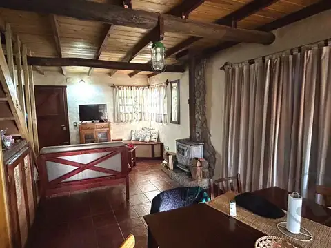 VENTA | CASA DE 4 AMBIENTES | COLINAS DE LAS SIERRAS