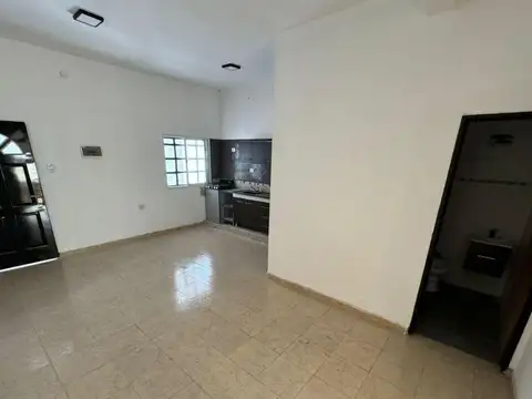 Capdevila 6810. Entre Bidondo y Santa cruz