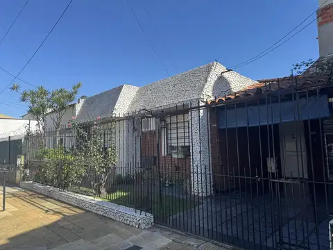 PASAJE BEAZLEY   al 200