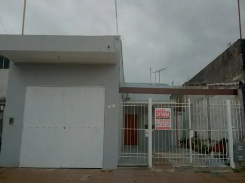 CASA 3 AMB Con Patio y Terraza - VILLA BALLESTER