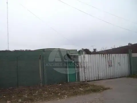 Galpon en Venta en San Miguel, USD 1.600.000