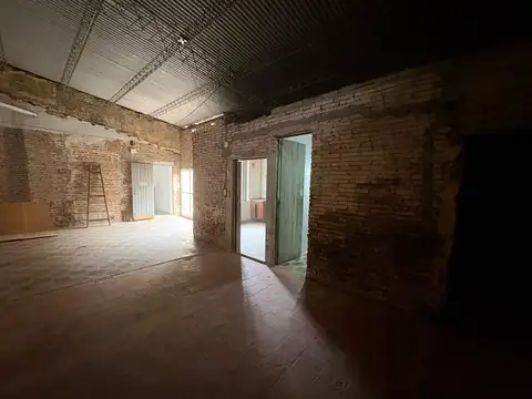 VENTA DE CASONA CENTRICA EN ESPERANZA