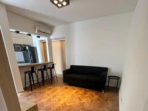 VENTA DEPTO. 2 AMBIENTES SAN TELMO REFACCIONADO